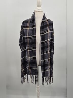 David & Young Soft Plaid Gray Winter Scarf 100% Viscose 15x76